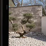 Apart-hotel The Hill *