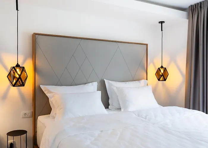 Aparthotel The Hill *